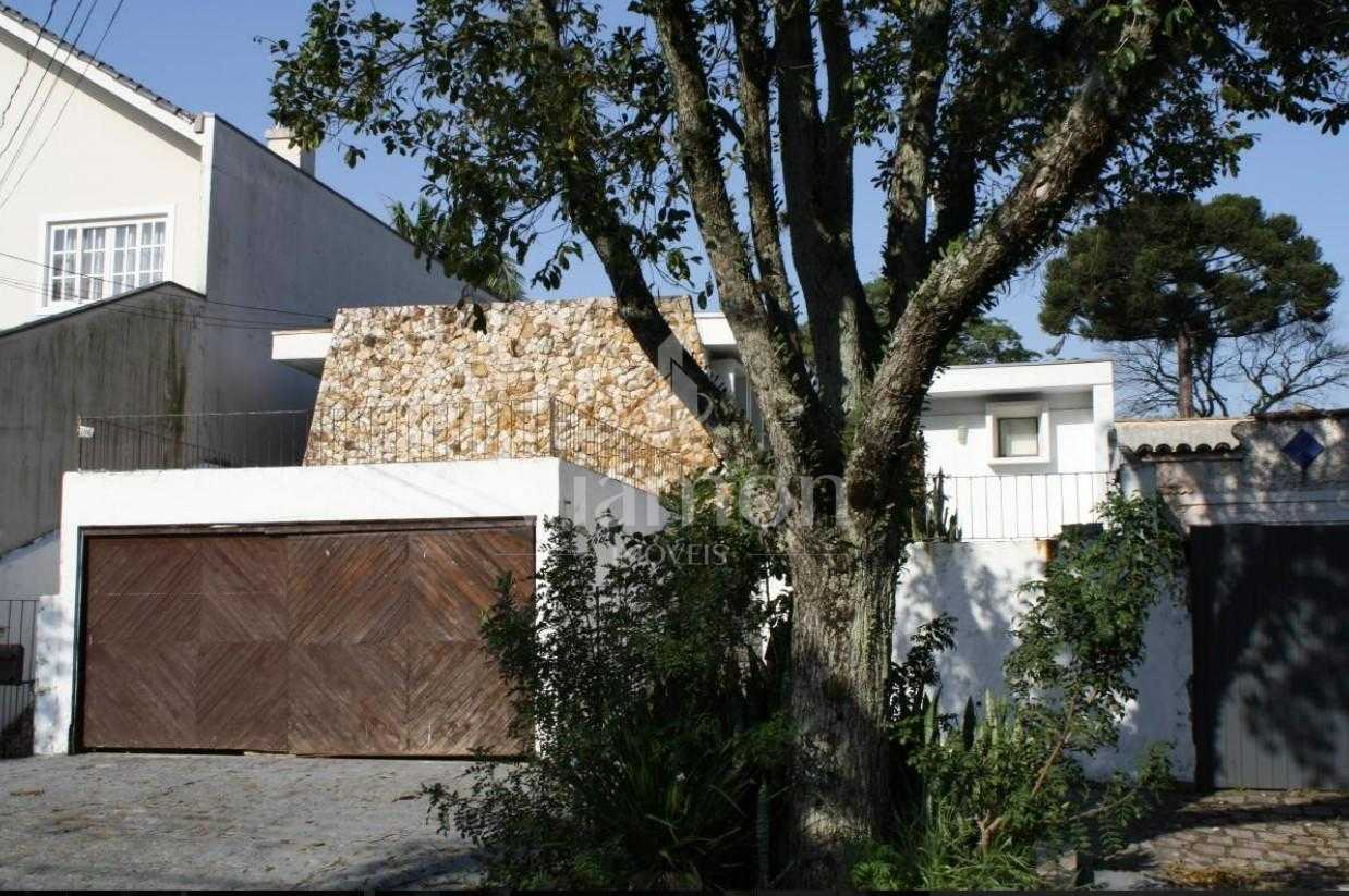 Excelente casa a venda  com 330m  no Alto da XV, Localização p...