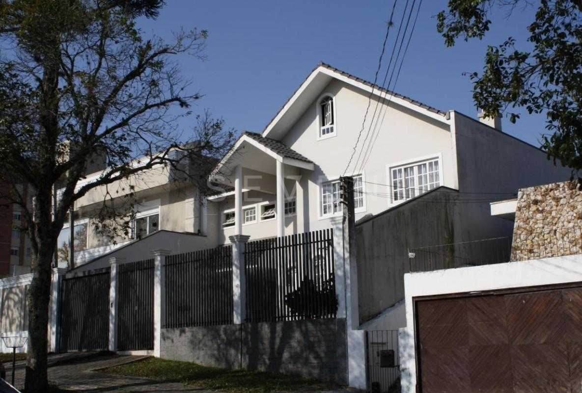 Excelente casa a venda  com 330m  no Alto da XV, Localização p...