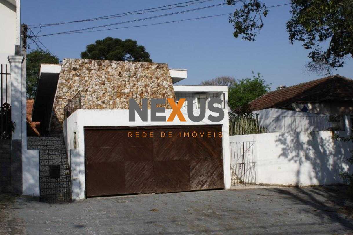 Excelente casa a venda  com 330m² no Alto da XV, Localização p...