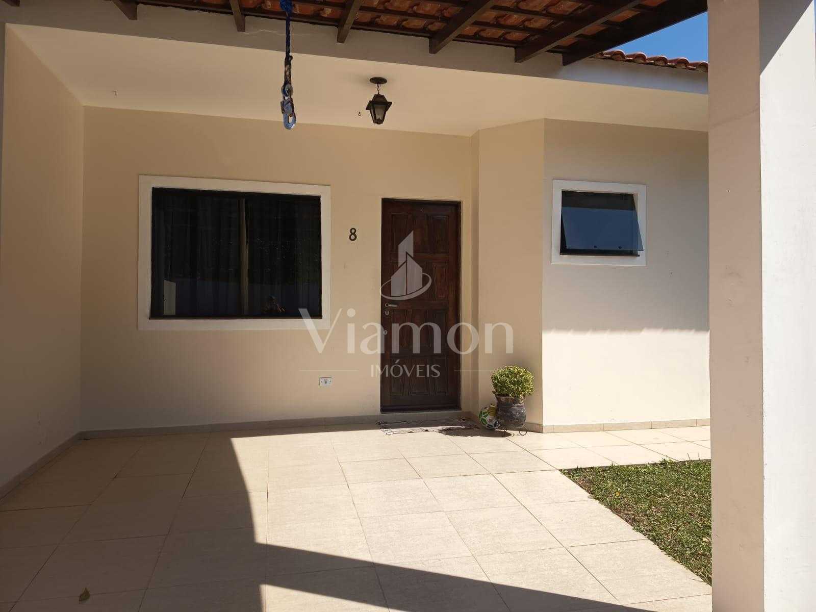 Casa aconchegante em condomínio fechado com 3 quartos, churras...