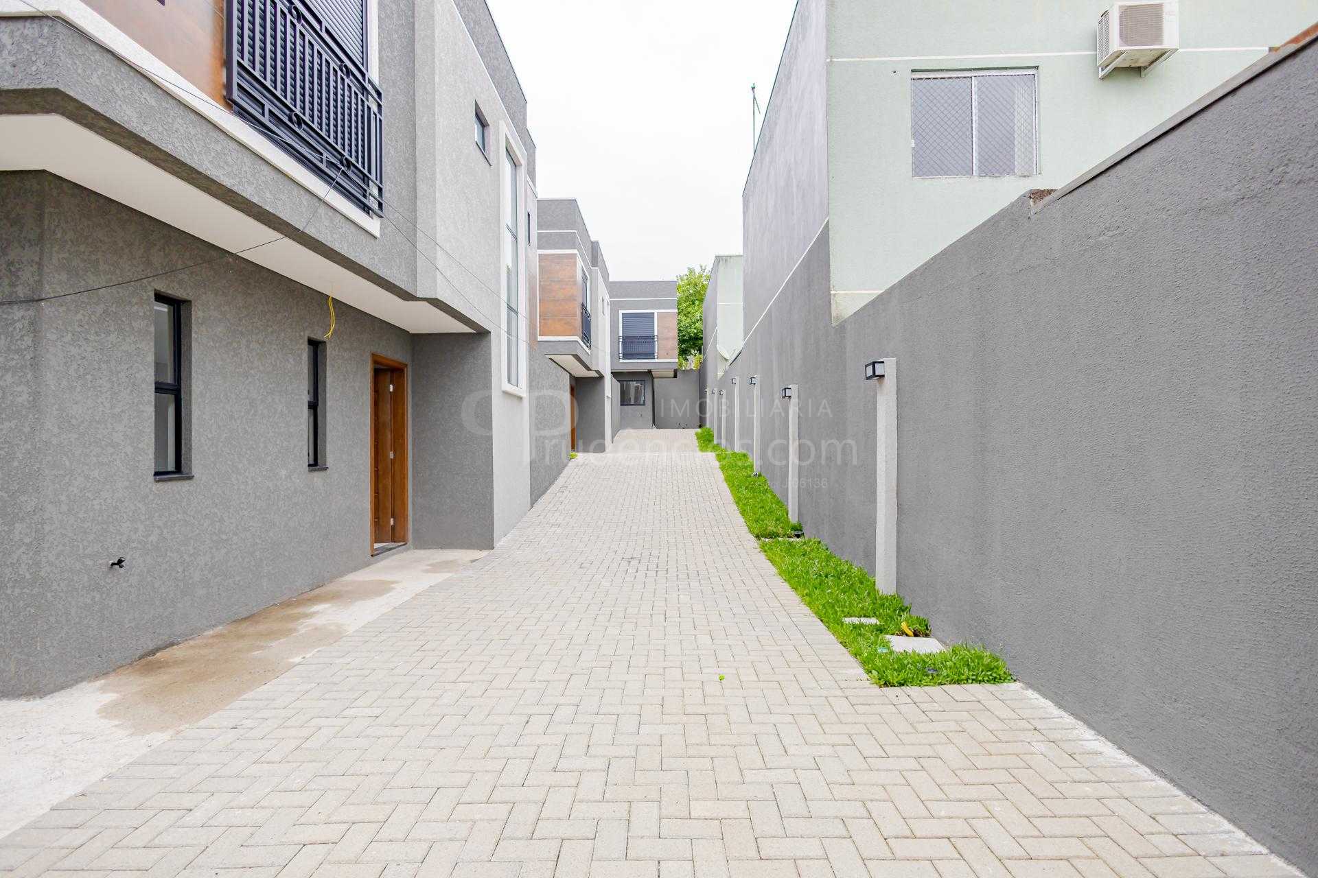 Sobrado Novo no Bairro Alto com 3 Dormitórios e Previsão para ...