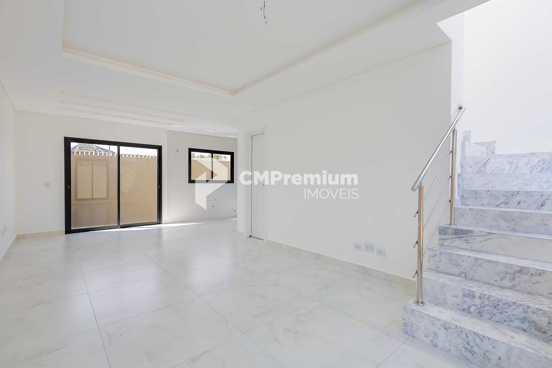 Sobrado de Alto Padrão com 3 Quartos, Suíte e Conforto Exclusivo