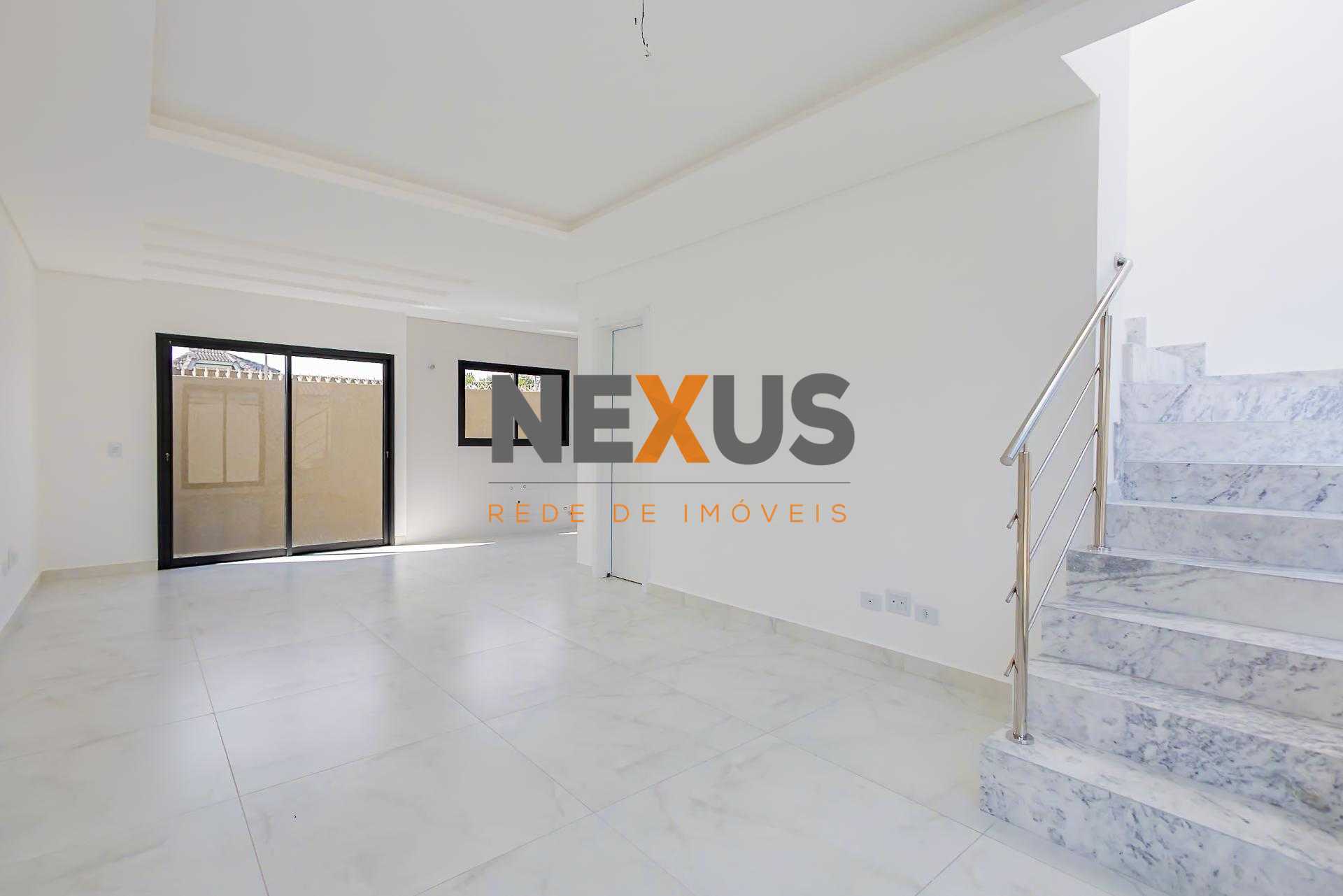 Sobrado de Alto Padrão com 3 Quartos, Suíte e Conforto Exclusivo