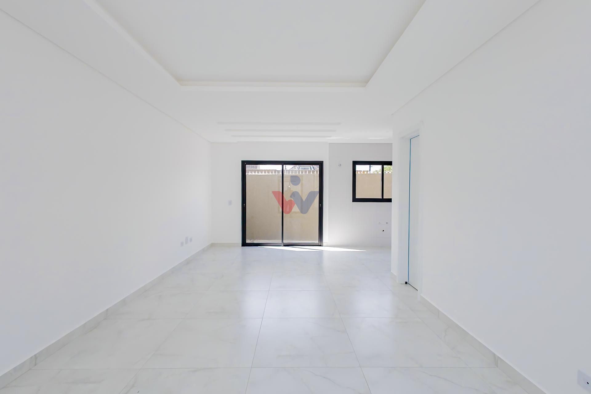 Sobrado de Alto Padrão com 3 Quartos, Suíte e Conforto Exclusivo