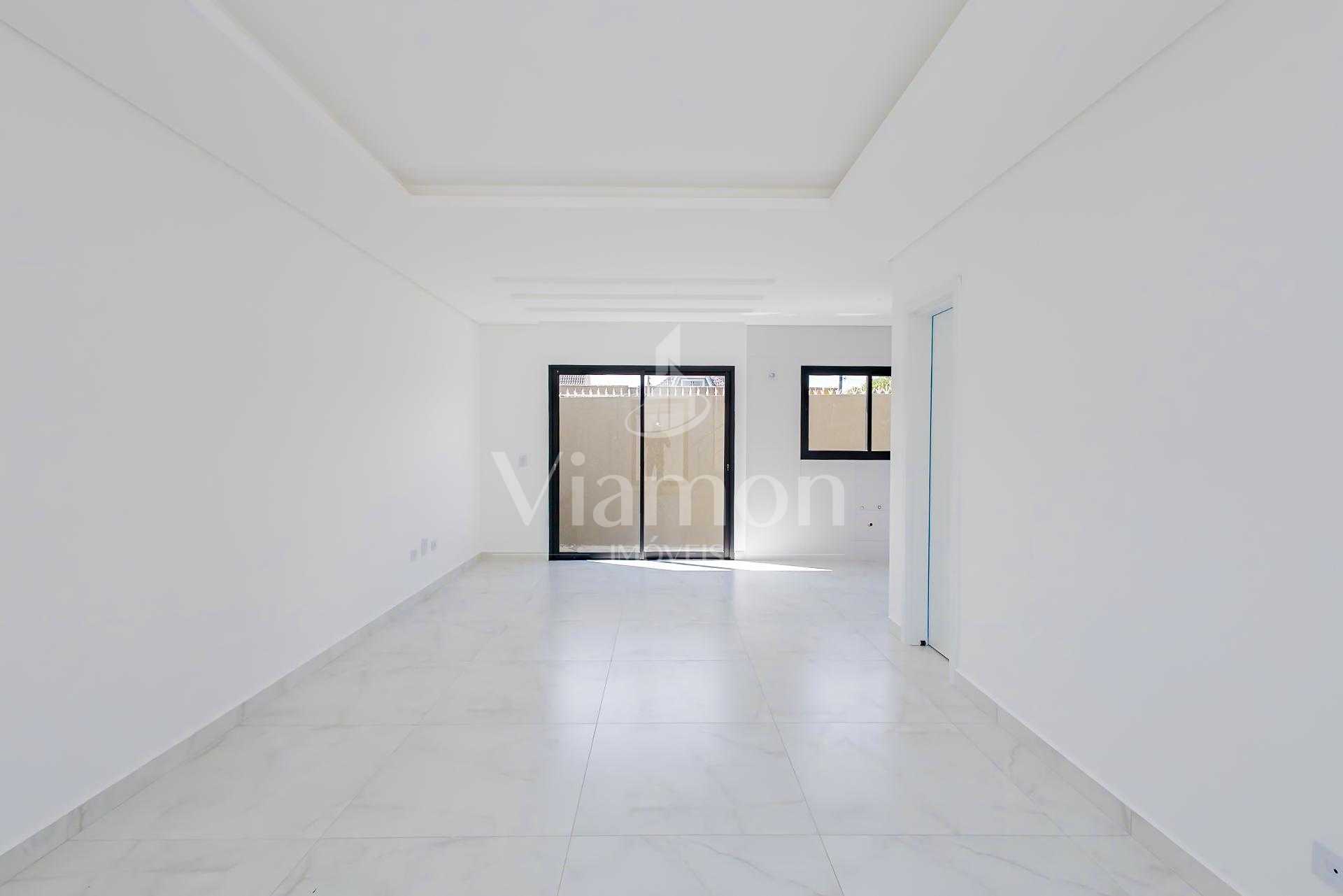 Sobrado de Alto Padrão com 3 Quartos, Suíte e Conforto Exclusivo