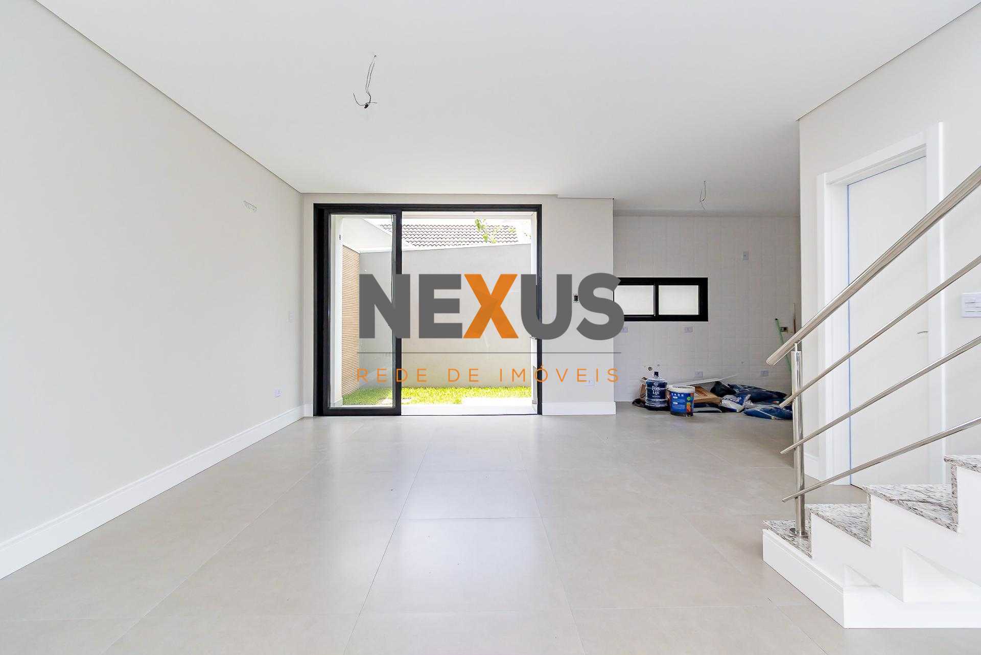 Sobrado Alto Padrão em São José dos Pinhais, 3 Quartos e Área ...