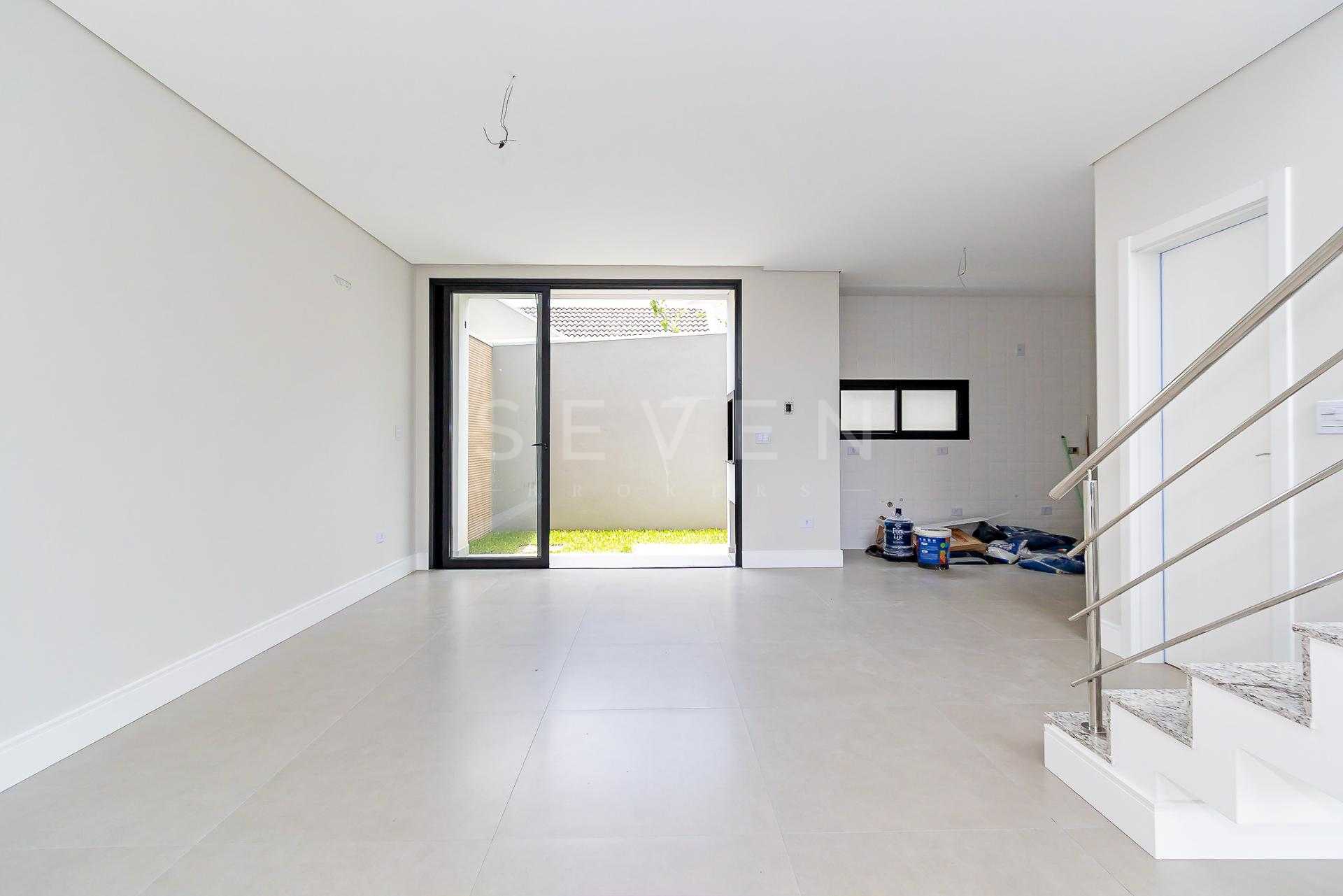 Sobrado Alto Padrão em São José dos Pinhais, 3 Quartos e Área ...