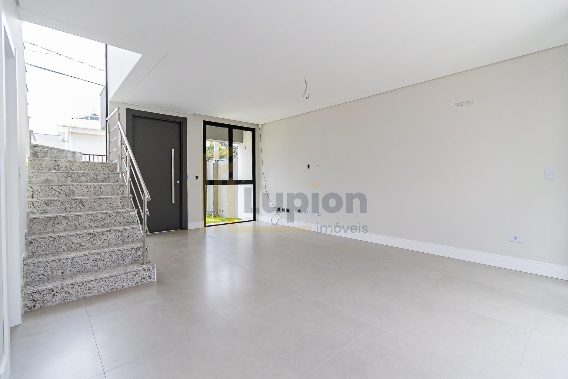 Sobrado Alto Padrão em São José dos Pinhais, 3 Quartos e Área ...