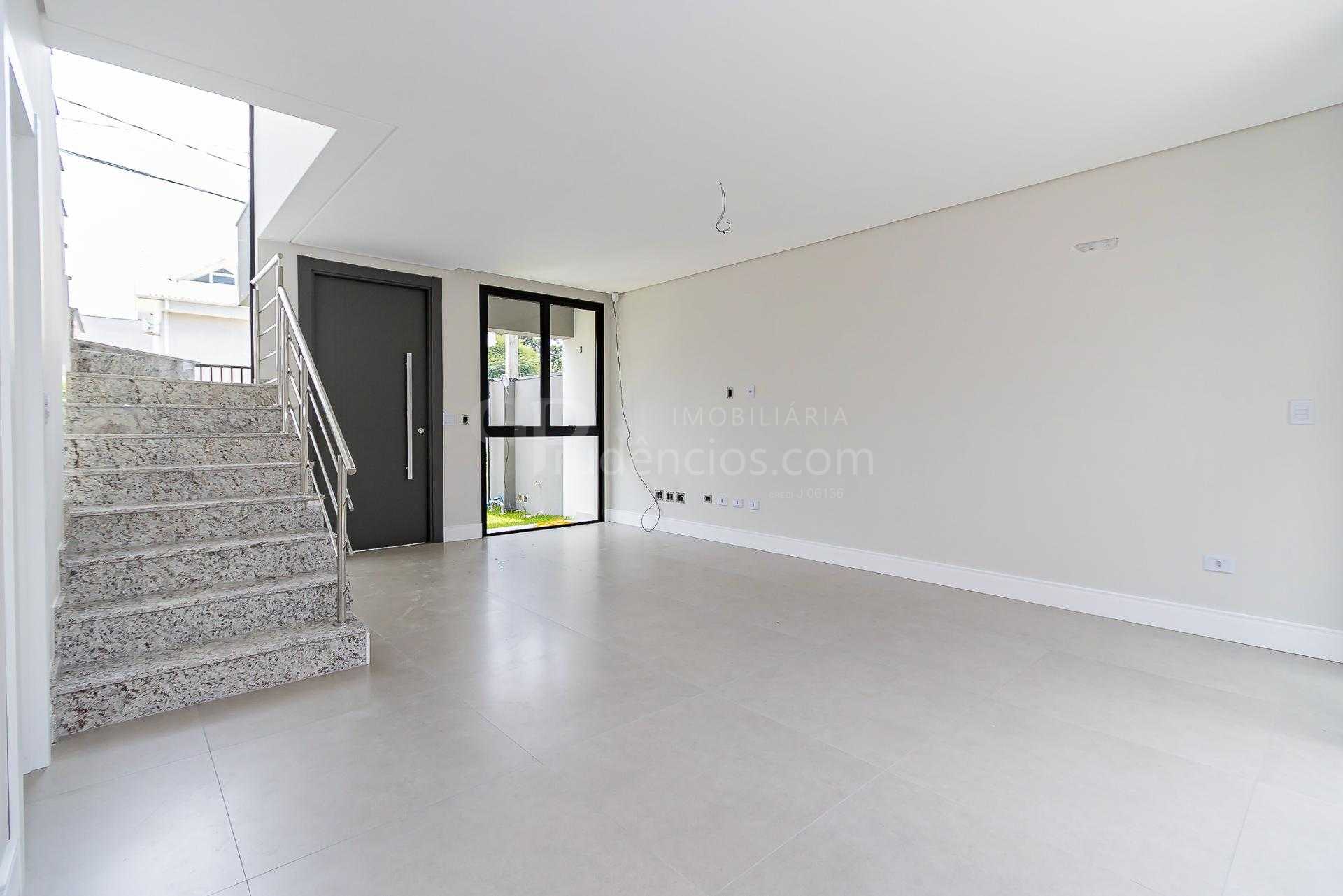 Sobrado Alto Padrão em São José dos Pinhais, 3 Quartos e Área ...