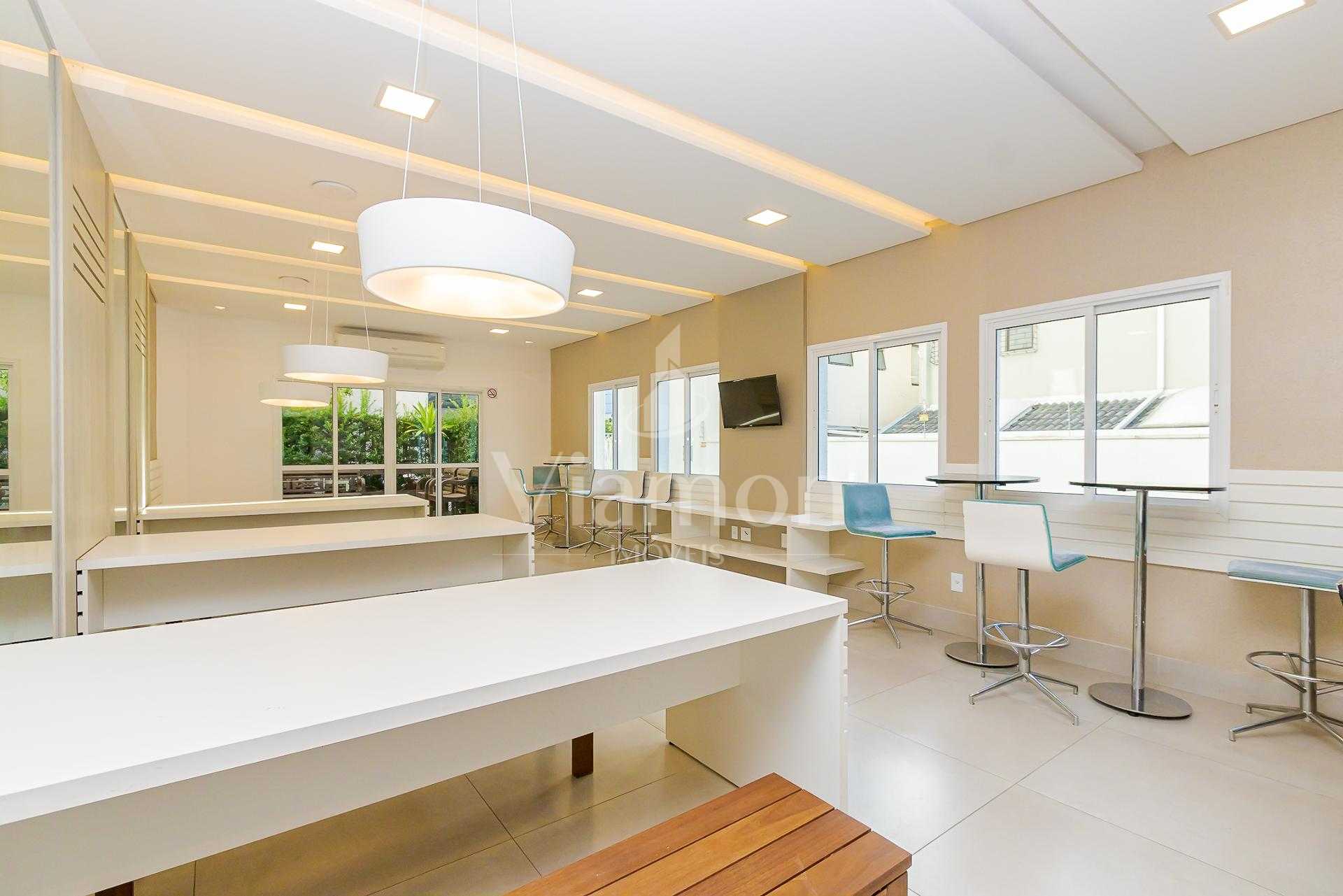 Sobrado Triplex Mobiliado no Jardim das Américas, Residencial ...