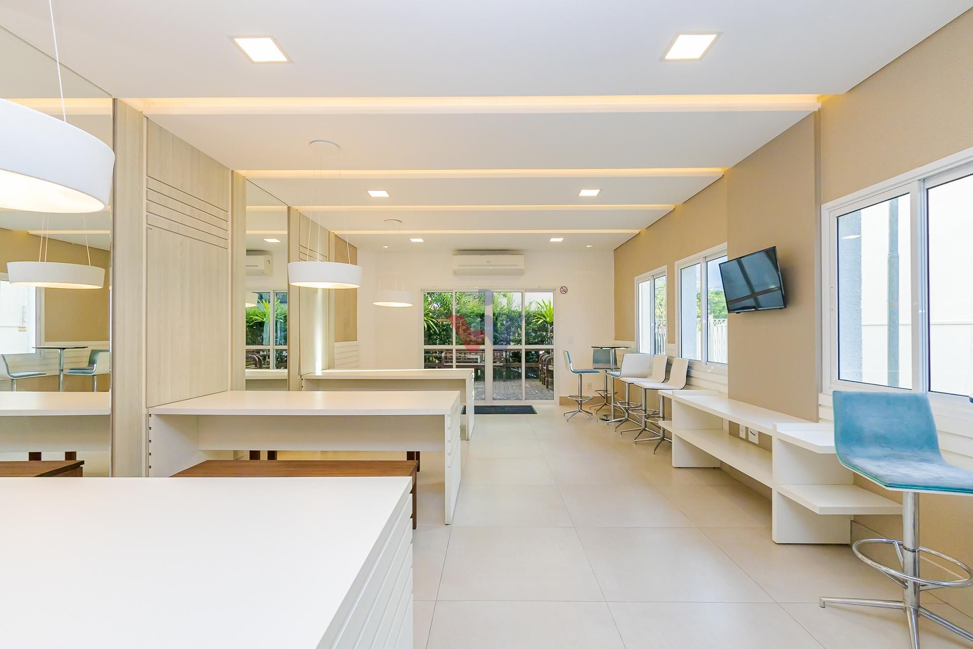 Sobrado Triplex Mobiliado no Jardim das Américas, Residencial ...