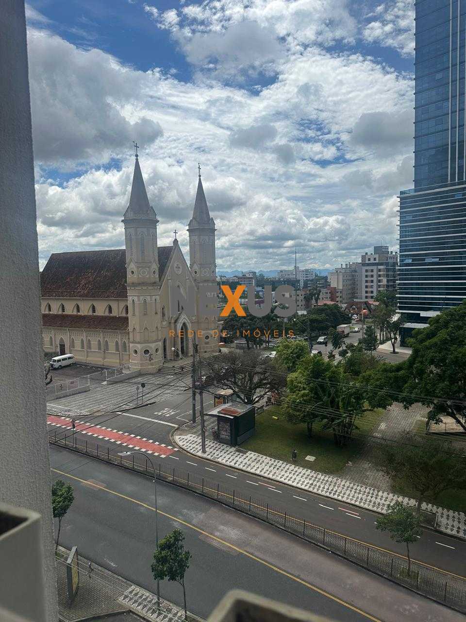 Apartamento Duplex 3 Quartos à Venda no Cabral, Curitiba PR
