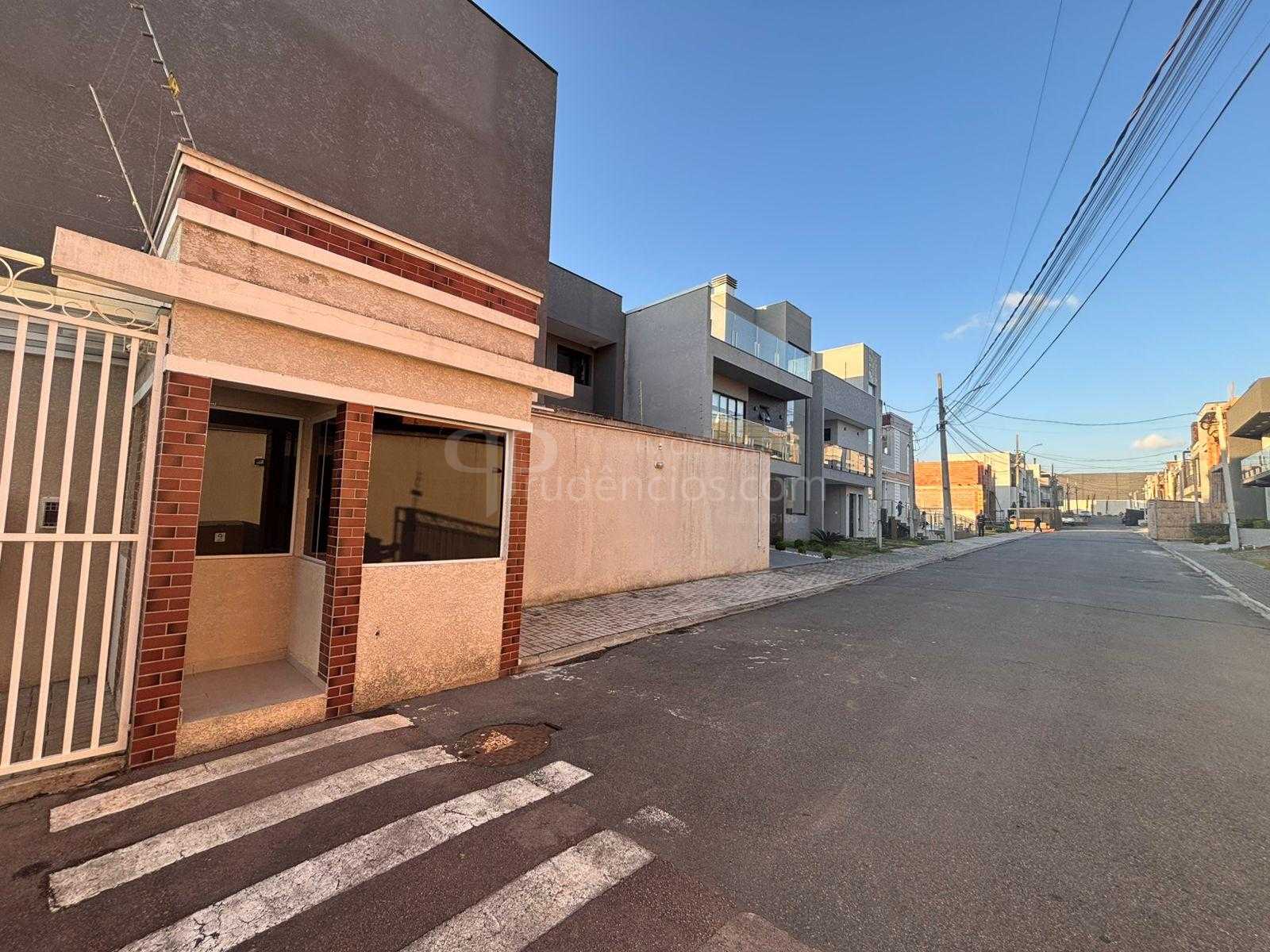 Construa já  terreno em Curitiba com projeto aprovado e condom...