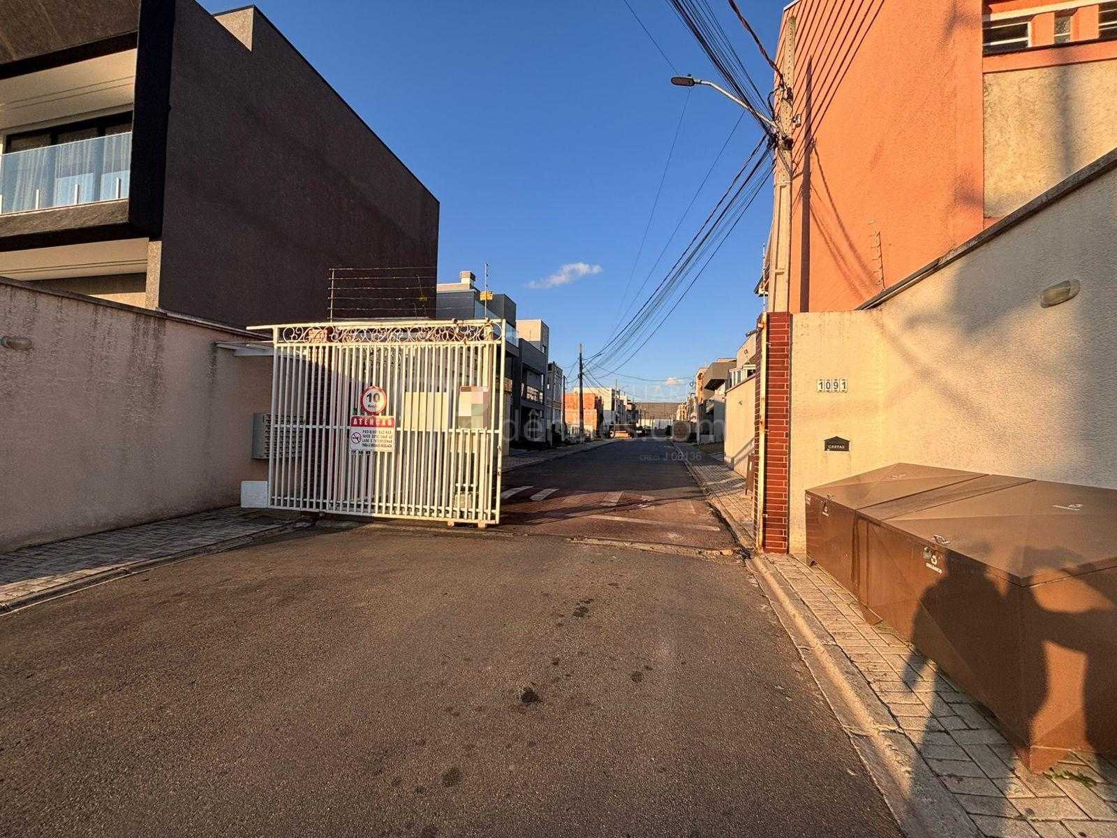 Construa já  terreno em Curitiba com projeto aprovado e condom...