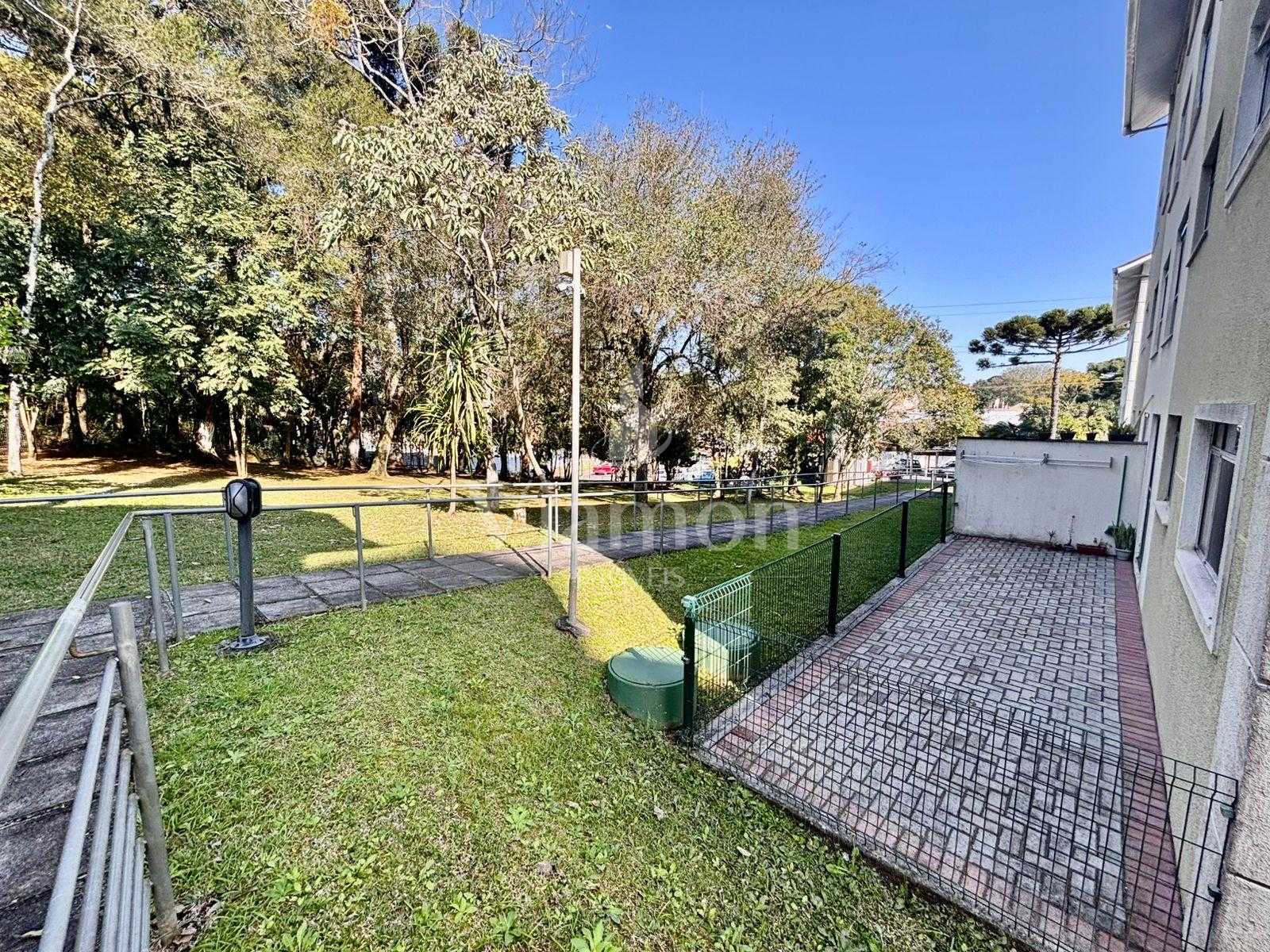 Apartamento Garden por R$ 400 mil, com jardim privativo, lazer...