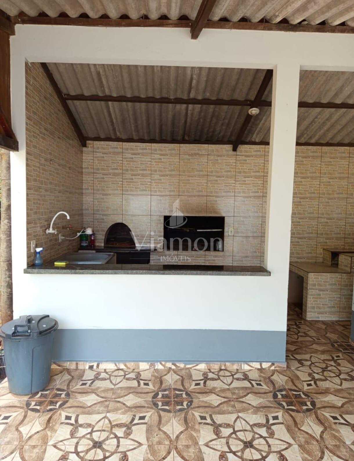 Sítio de Porteira Fechada em Santa Mônica  36.000 m  com Casa ...