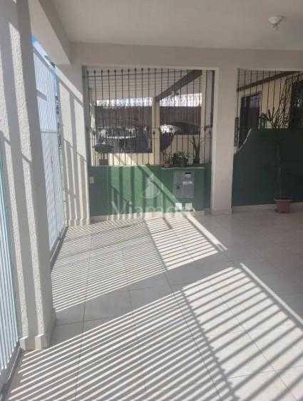 Sobrado 3 Quartos à Venda no Pinheirinho  Conforto, Garagem e ...