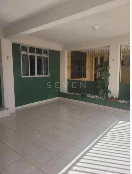 Sobrado 3 Quartos à Venda no Pinheirinho  Conforto, Garagem e ...