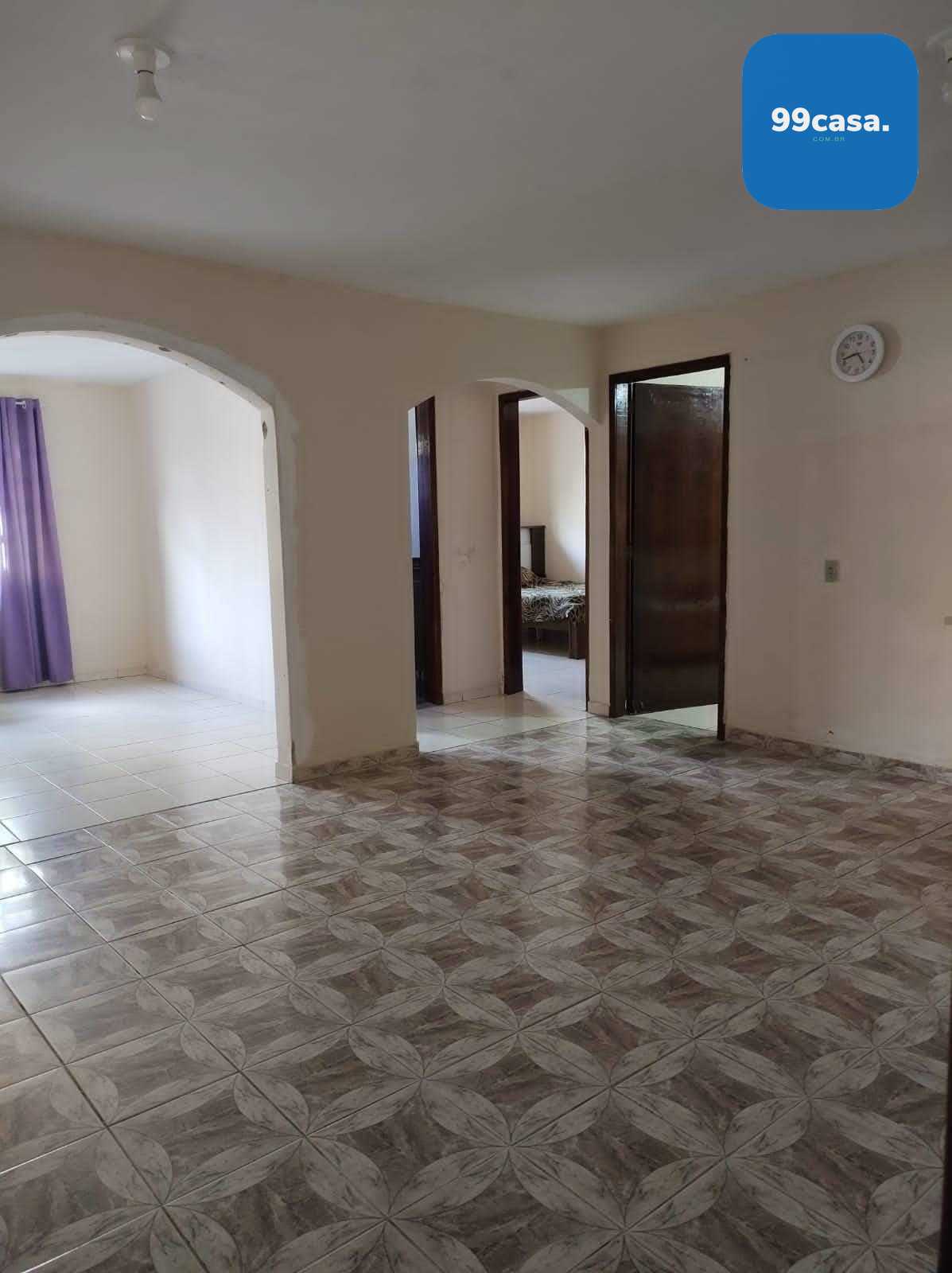SOBRADO À VENDA EM CURITIBA-PR