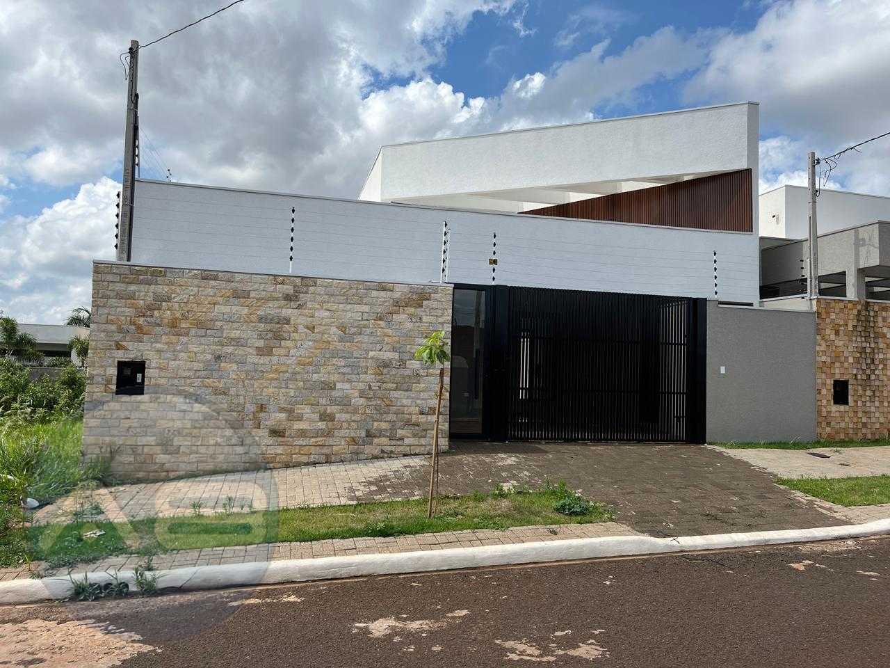 Casa no Jardim Munique com 3 Su?tes, Piscina e Churrasqueira  ...