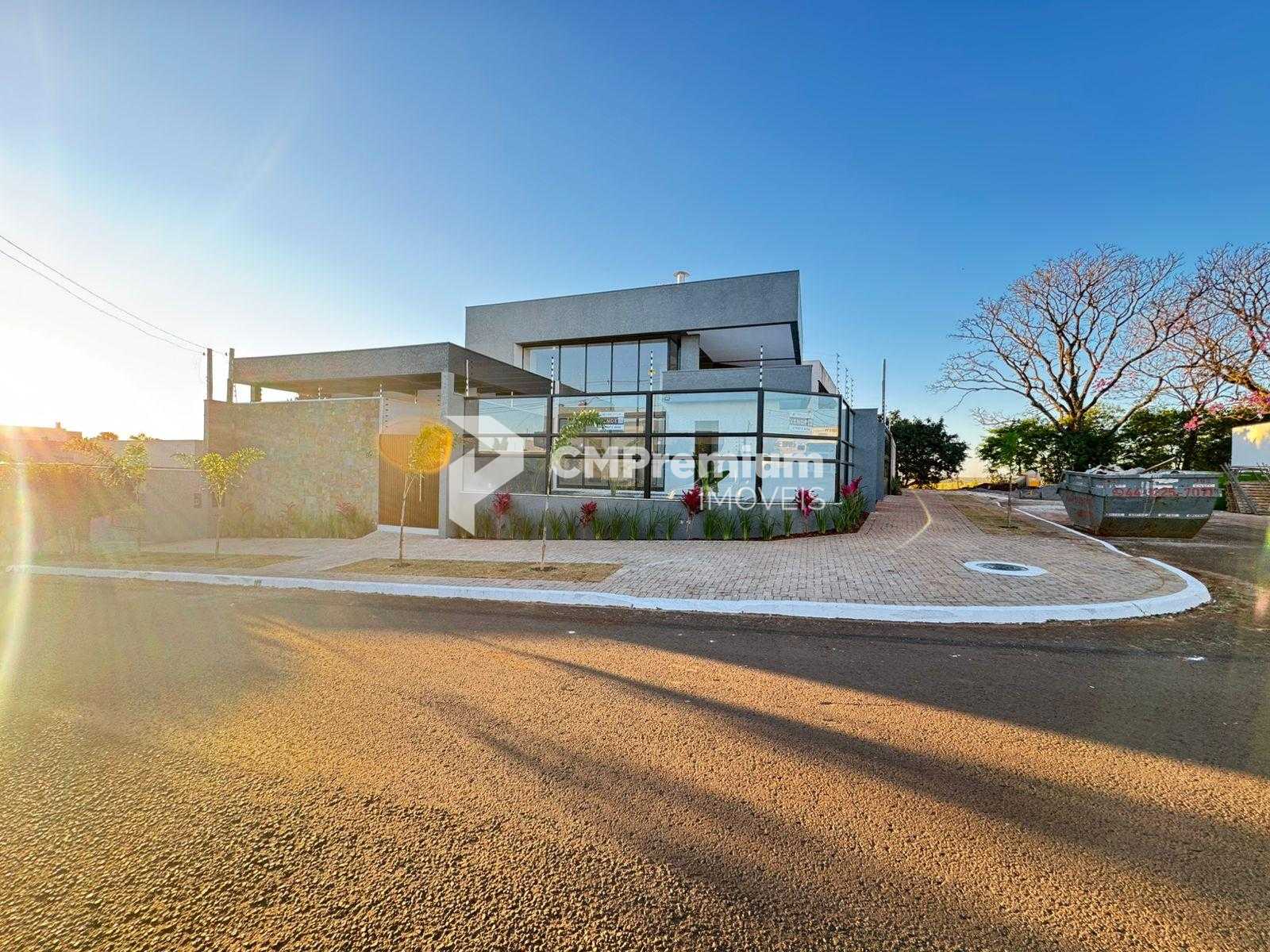 Casa dos Sonhos à Venda no Jardim Munique  3 Suítes, Piscina e...