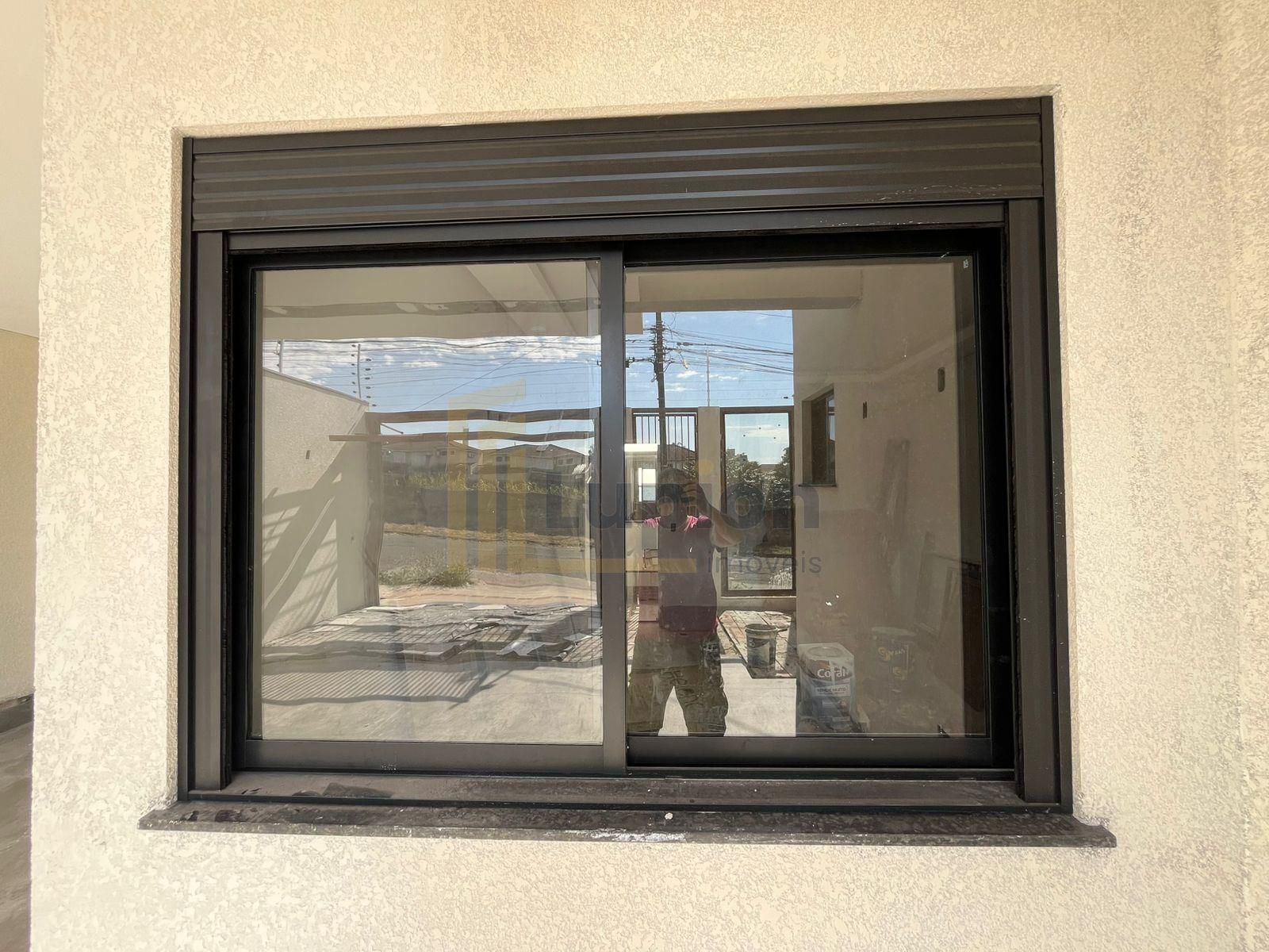 Luxuosa Casa de 3 Suítes com Piscina e Área Gourmet  Conforto ...