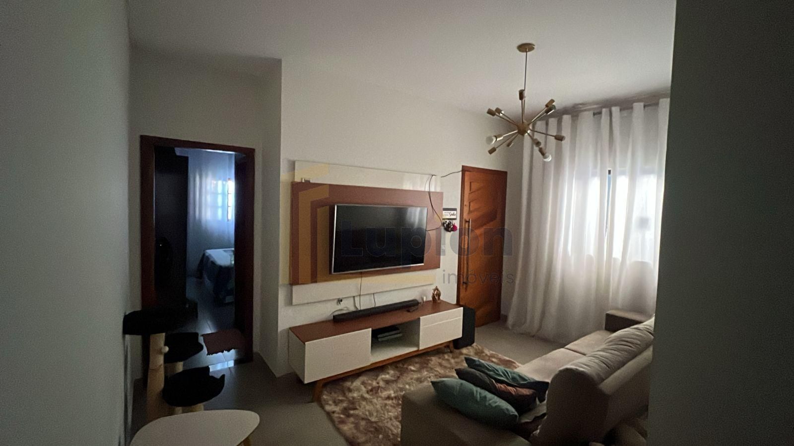 Casa à Venda no Jardim Ipanema, 3 Quartos, Suíte e Quintal par...