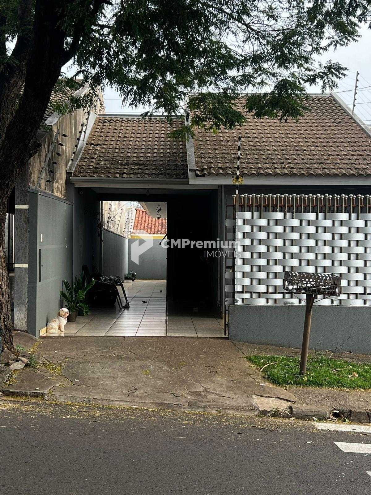 Casa à Venda no Jardim Ipanema, 3 Quartos, Suíte e Quintal par...