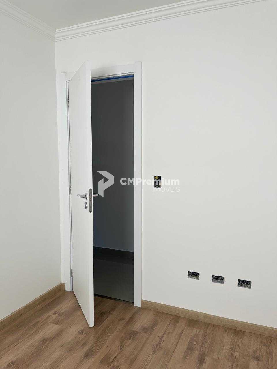 Casa 3 Quartos com Suíte e Estrutura para Sobrado  Alto Padrão...