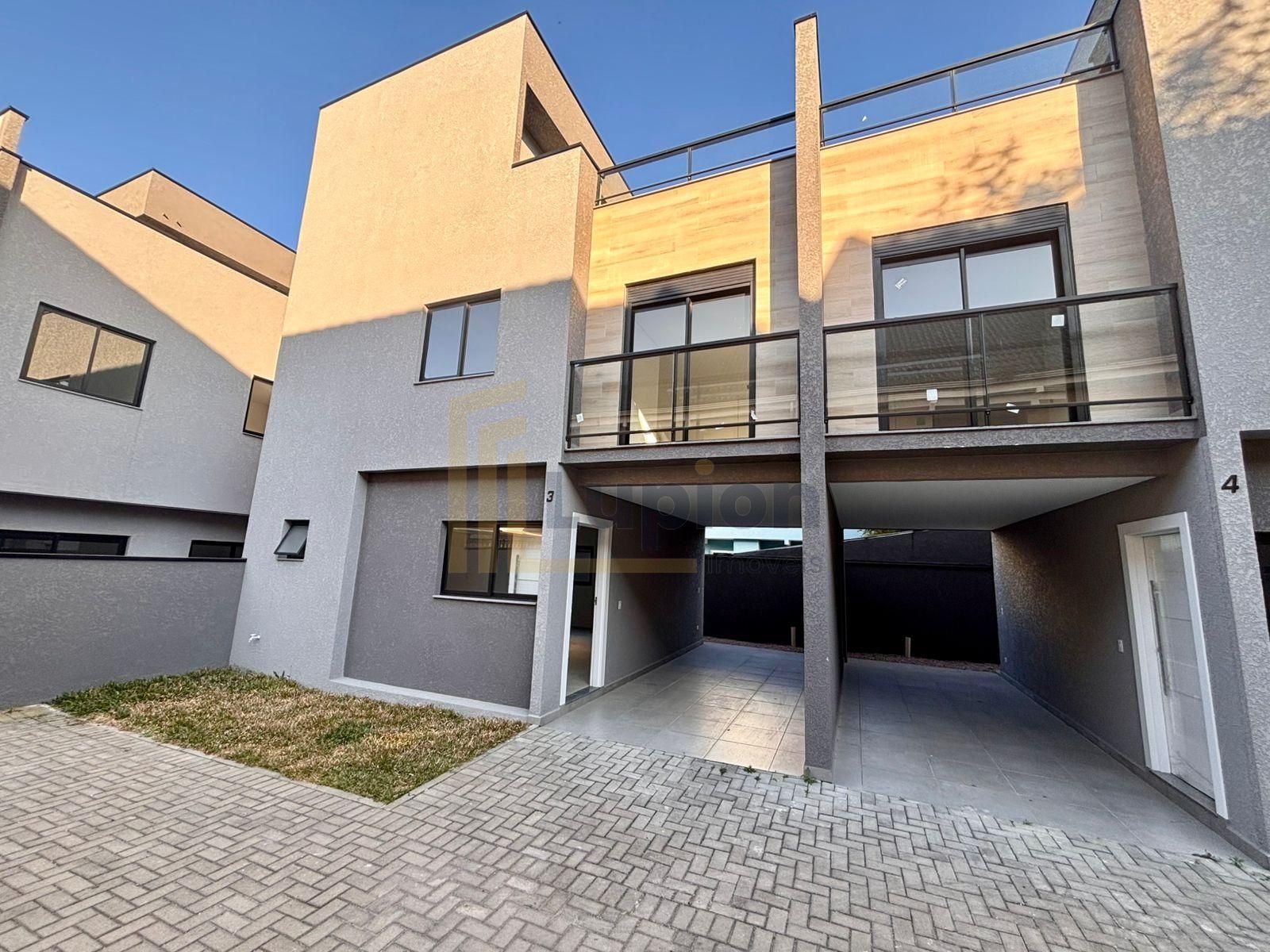 Sobrados Exclusivos em Condomínio Fechado no Uberaba  Conforto...