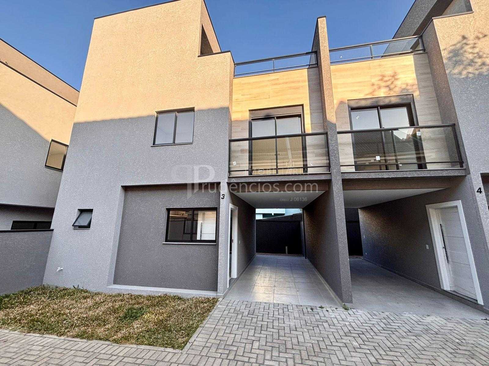 Sobrados Exclusivos em Condomínio Fechado no Uberaba  Conforto...