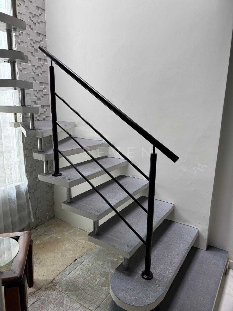 Triplex à Venda em Araucária   Imóvel Extra no Mesmo Terreno  ...