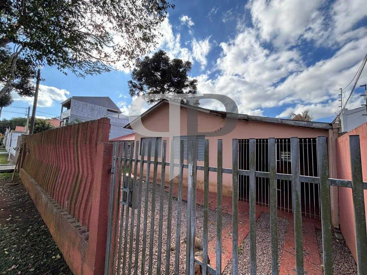 Terreno Amplo de 559m² no Capão Raso: Oportunidade para Invest...