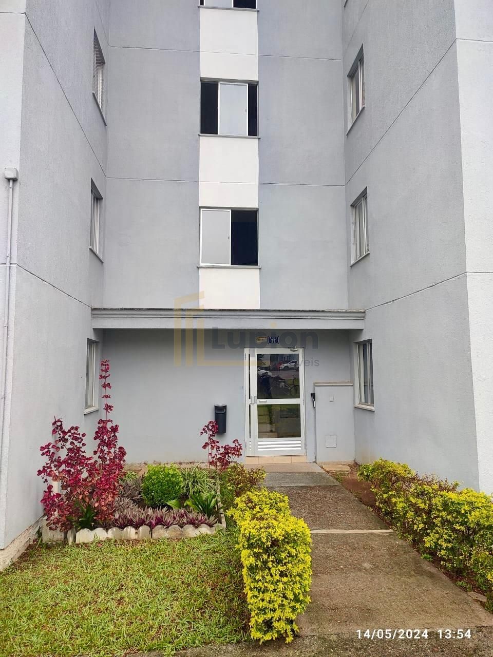 Apartamento Iluminado e Arejado no Cajuru  Localização Privile...