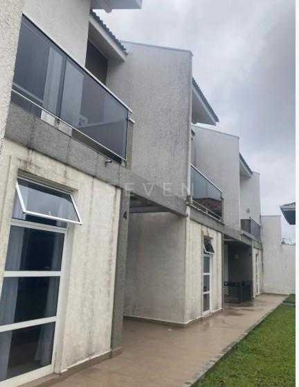 Exclusivo Sobrado 220 m  à Venda no Barreirinha  Condomínio Fe...