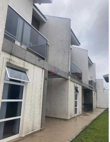 Exclusivo Sobrado 220 m  à Venda no Barreirinha  Condomínio Fe...