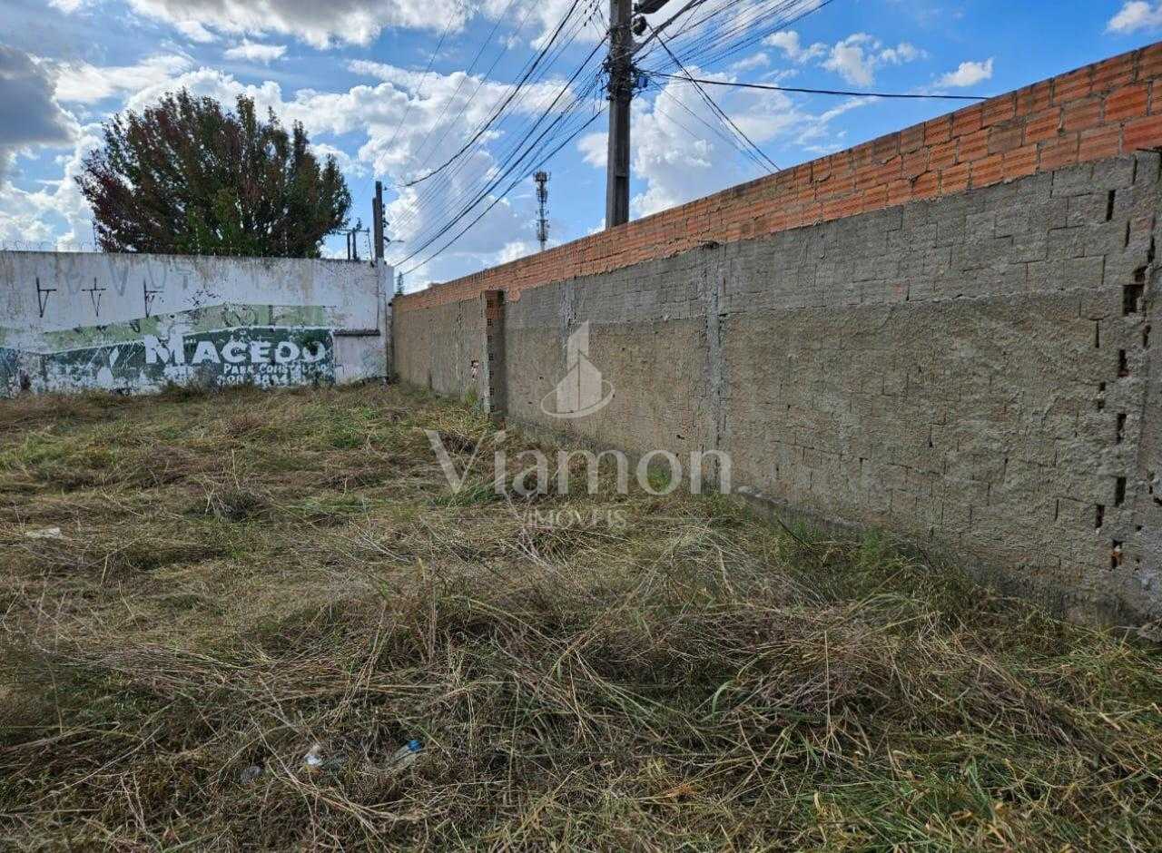 Terreno de Esquina no Água Verde: 1.159 m² com Alto Potencial ...