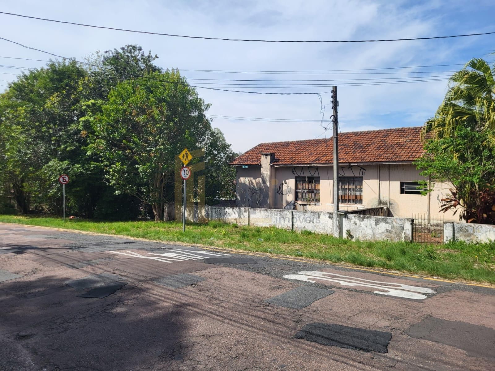 Terreno de Esquina 525 m  no São Lourenço  Localização Nobre e...