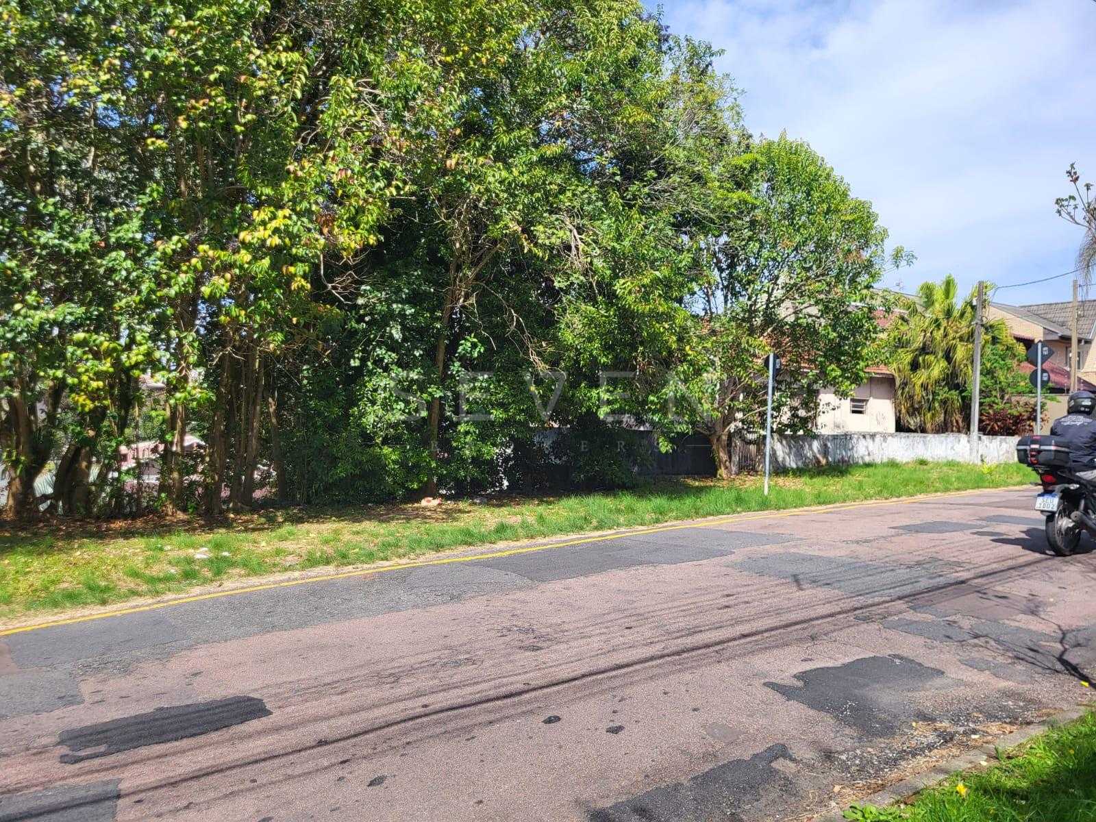 Terreno de Esquina 525 m  no São Lourenço  Localização Nobre e...