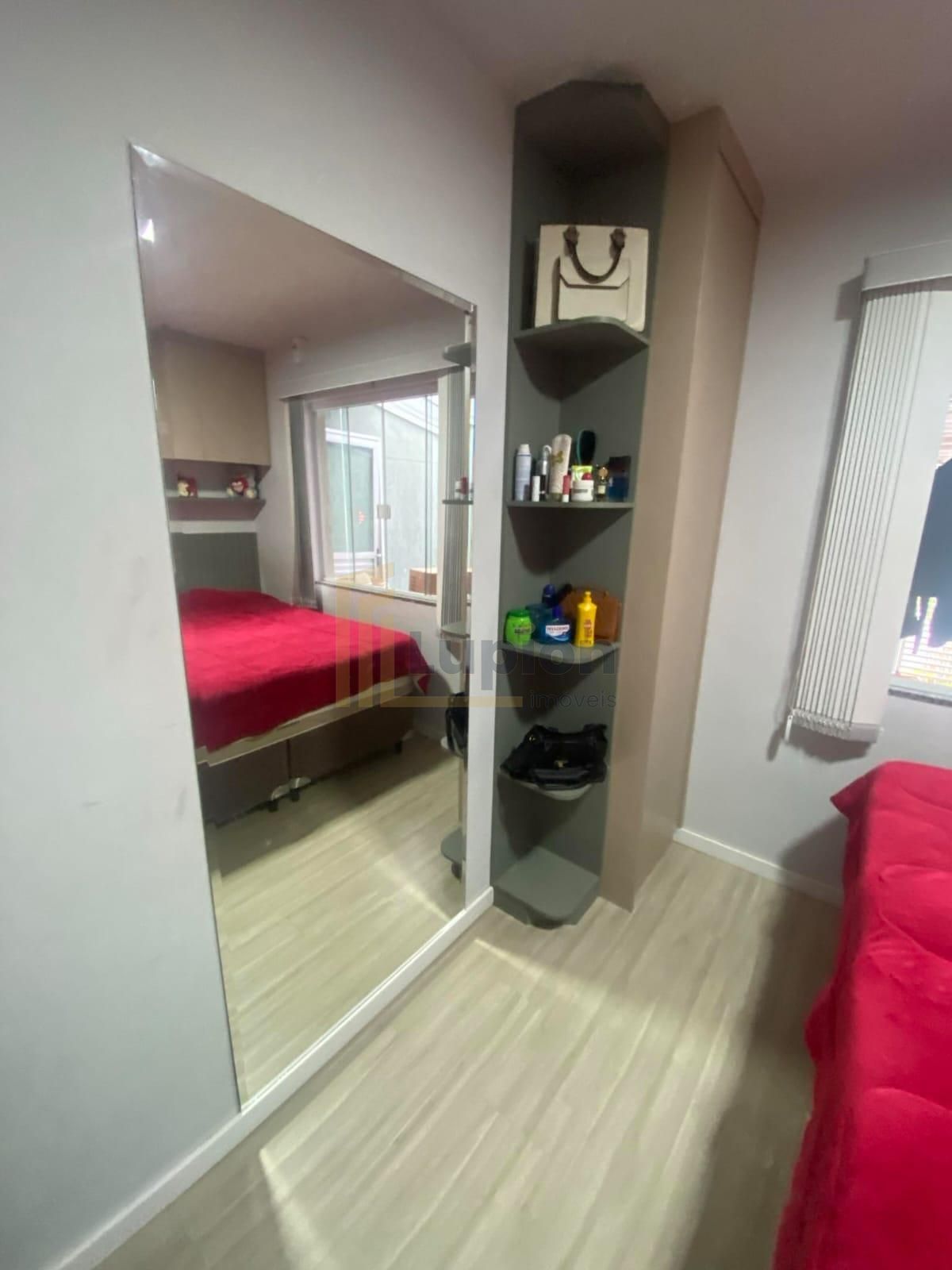 Casa à Venda no Bairro Iguaçu  3 Quartos, Planejados e Acabame...