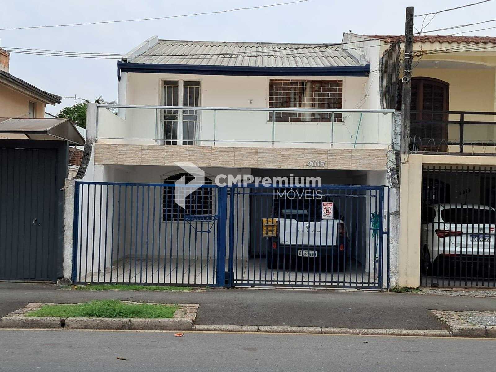 Sobrado Reformado com 3 Quartos no Alto Boqueirão  Único Dono ...