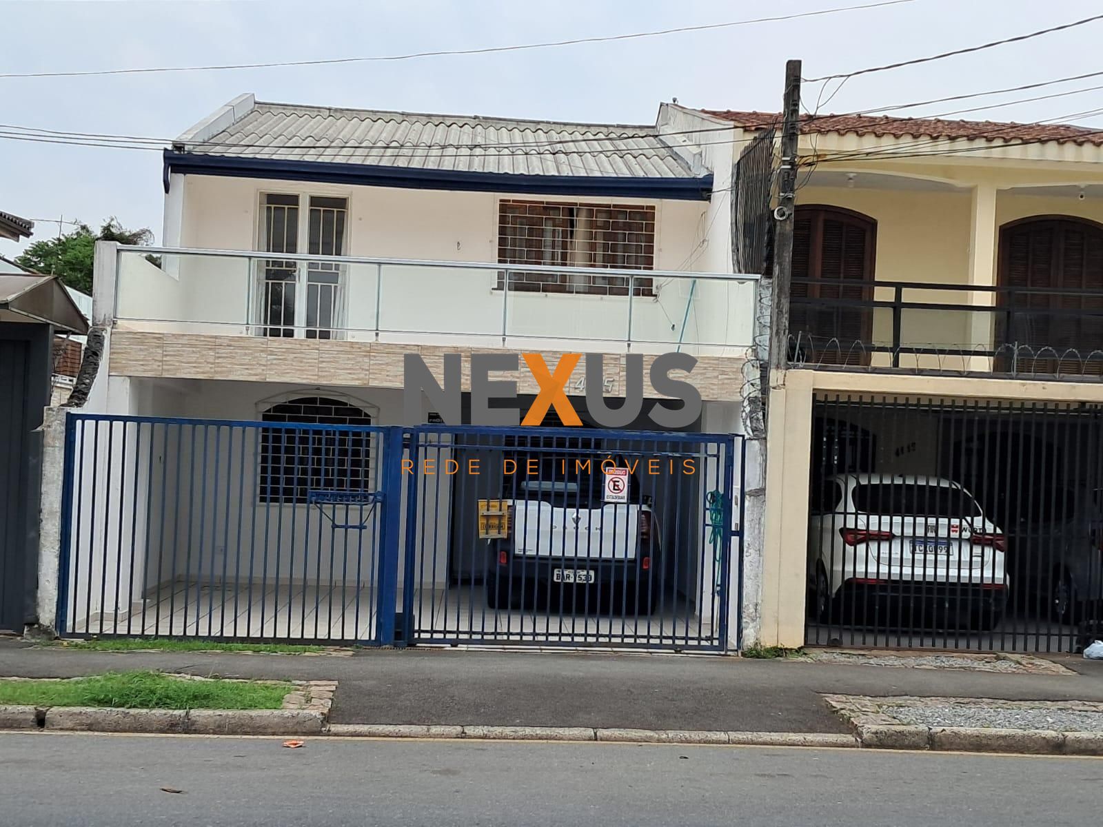 Sobrado Reformado com 3 Quartos no Alto Boqueirão  Único Dono ...