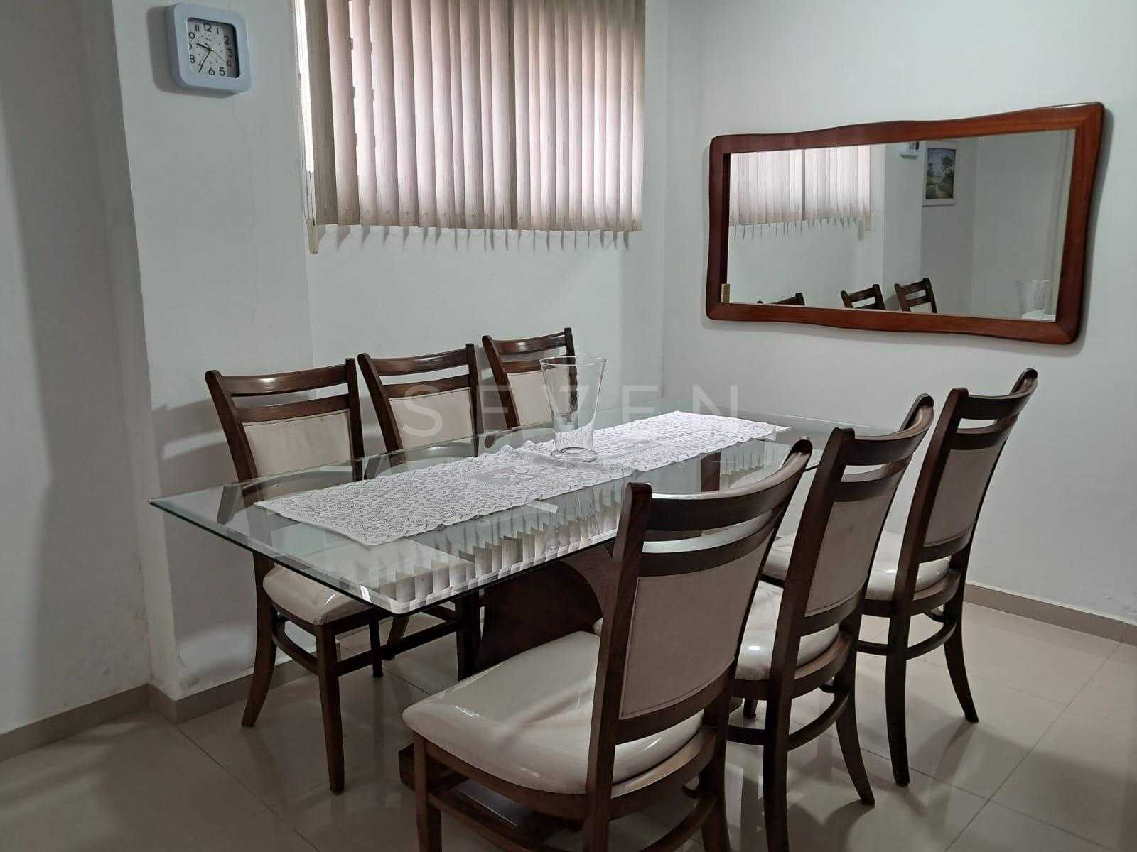 Sobrado Reformado com 3 Quartos no Alto Boqueirão  Único Dono ...