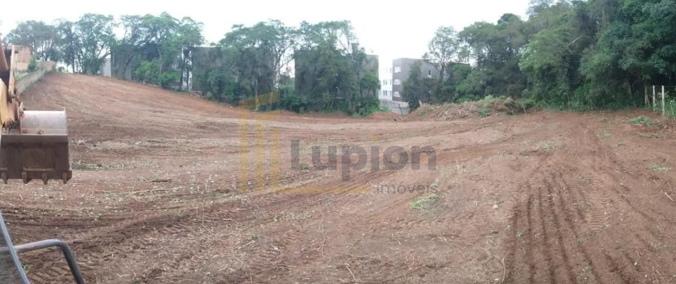 Terreno Premium no Bairro Costeira com Potencial para 180 Apar...