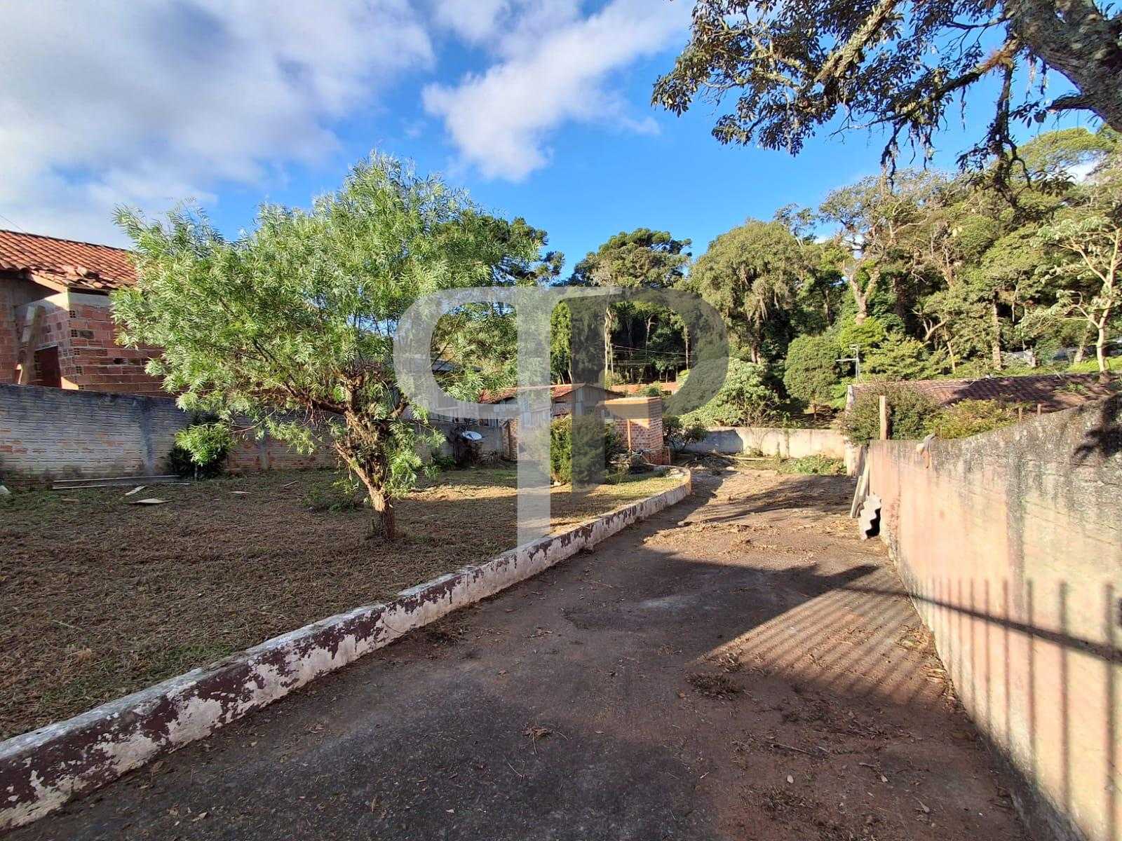 Terreno amplo de 432 m² à venda em Campo Largo: Próximo à HD D...