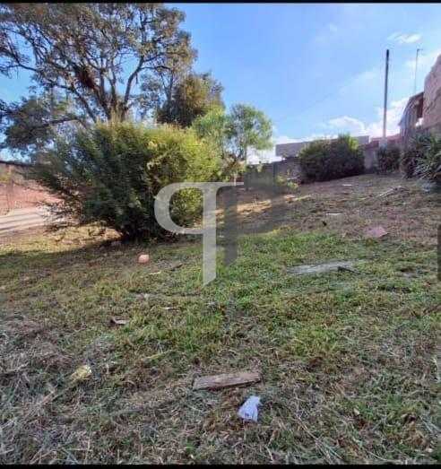 Terreno amplo de 432 m² à venda em Campo Largo: Próximo à HD D...