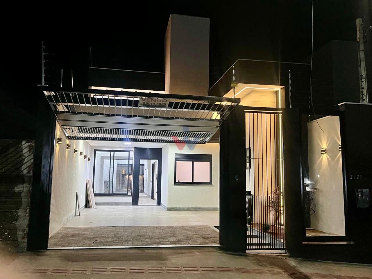 Casa de Alto Padrão com Piscina, 3 Suítes e Área Gourmet  Jard...