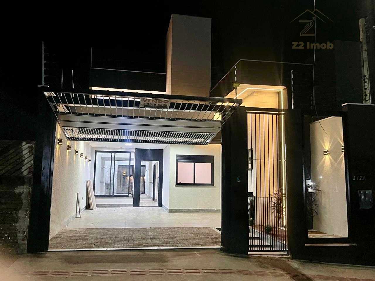 Casa de Alto Padrão com Piscina, 3 Suítes e Área Gourmet  Jard...