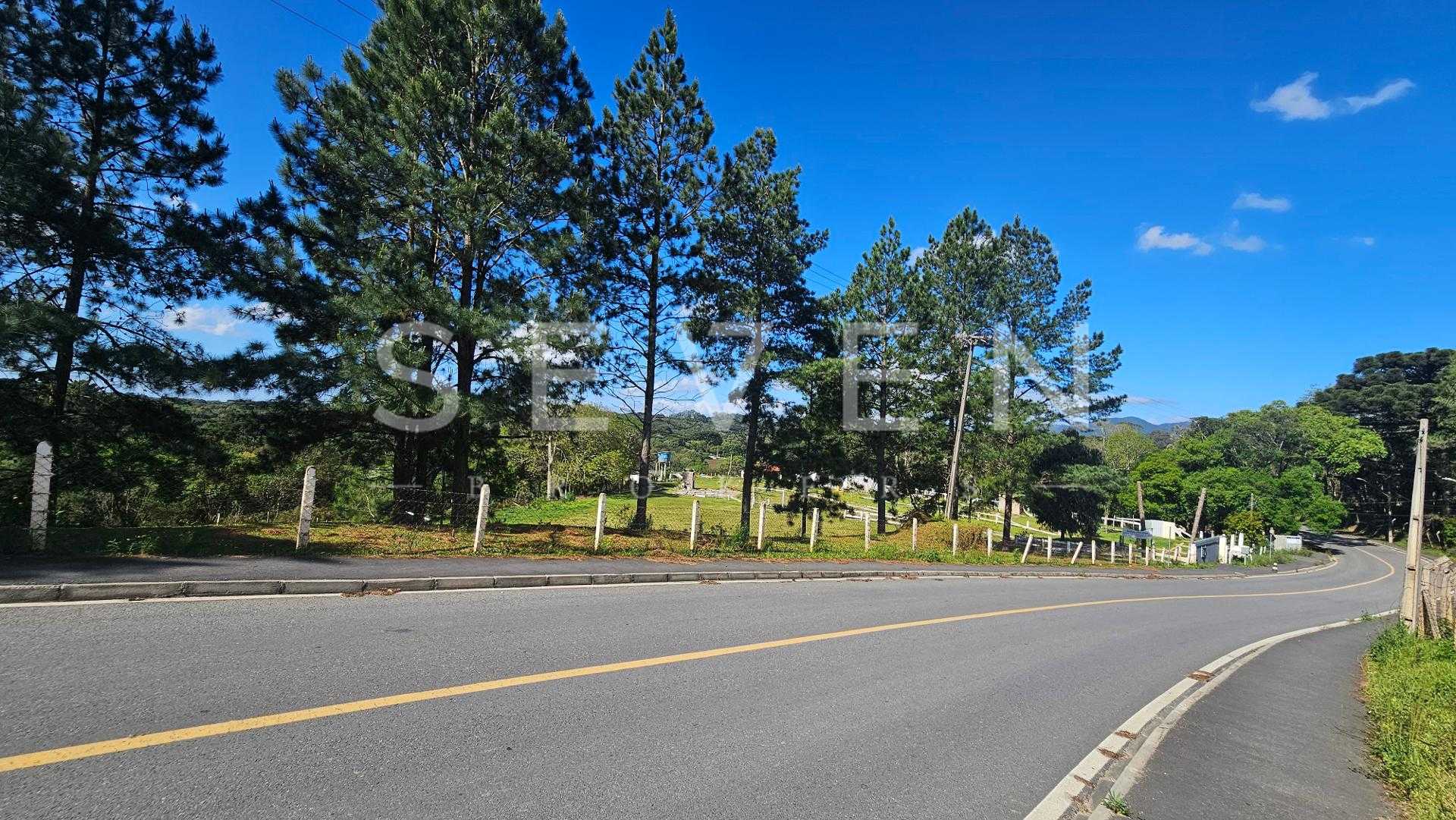 Chácara 58.440m  à Venda em São José dos Pinhais | Casa, Salão...