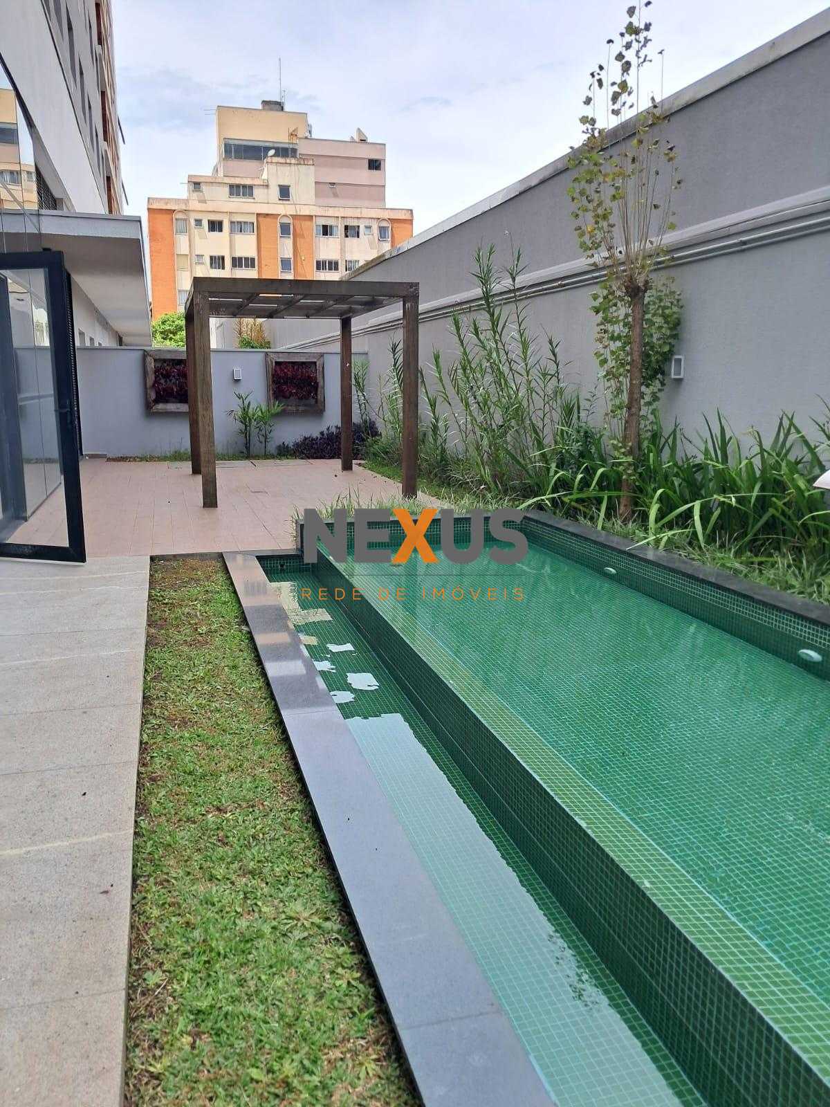 Apartamento moderno de 1 quarto no Rebouças  conforto, lazer c...